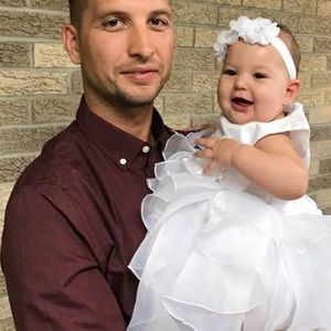 Meet your Posher, Adam